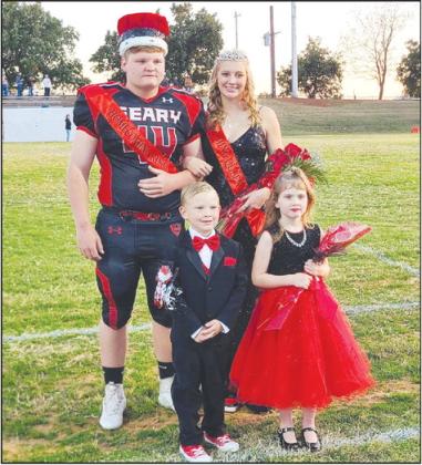 Nelson and Estep Crowned Homecoming Royalty