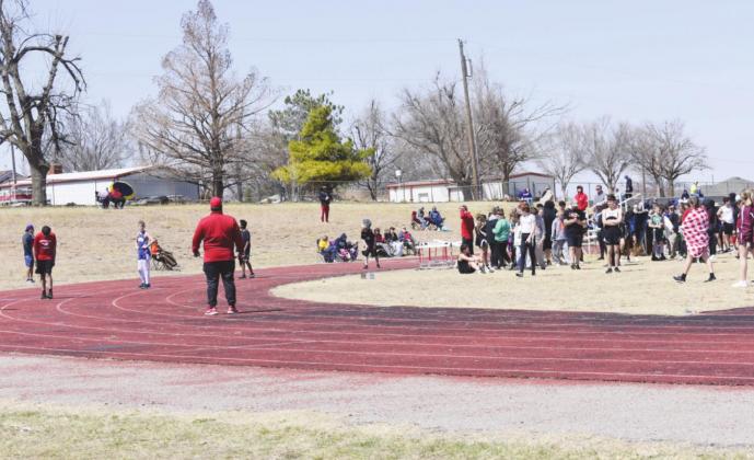 Geary Students at Okeene Track Meet, 4/8