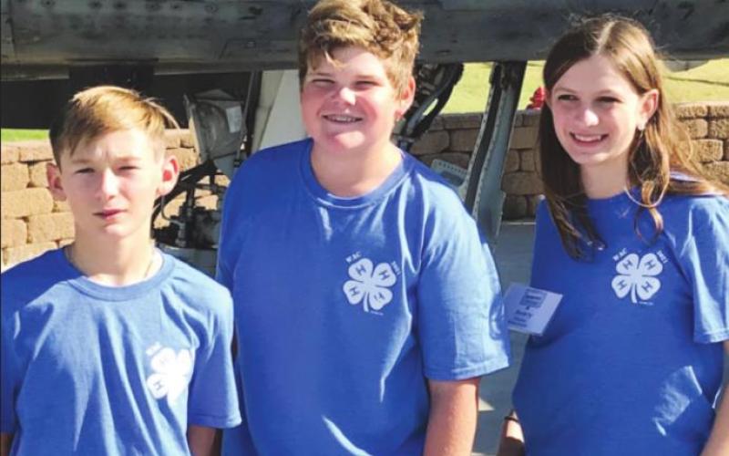 Blaine County Teen Leaders Attend West 4-H Leadership Conference