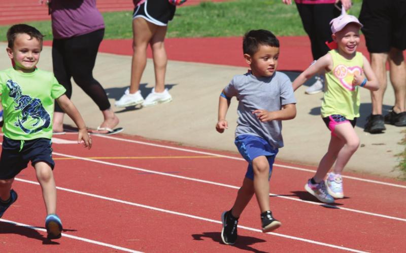 Watonga Elementary Participates in Track Meet