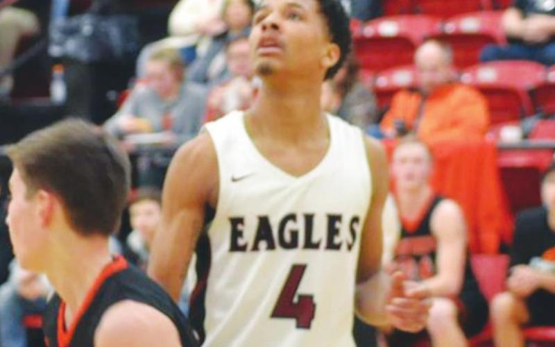 Eagles’ Basketball Notches Back-to-Back Victories, Ready for Postseason