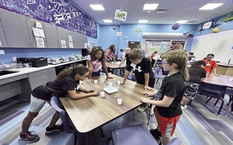 C E S Learning via Starbase