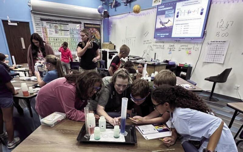 C E S Learning via Starbase