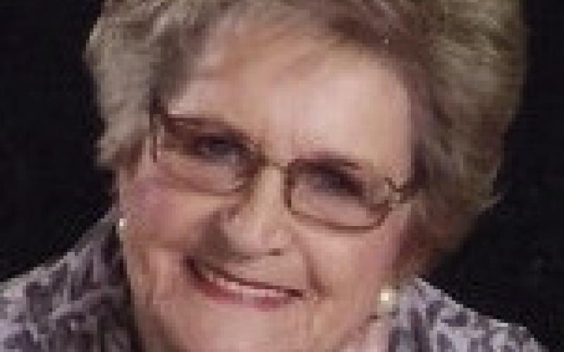 Danna Lou Compton