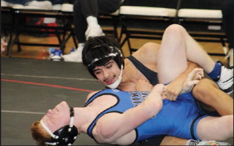 Wrestling Throw Down Held at Watonga Duals
