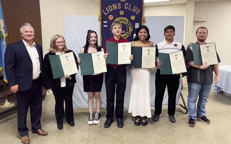 Lions Provide Dollars for Scholars
