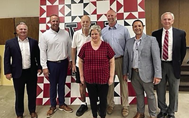 Lions Provide Dollars for Scholars