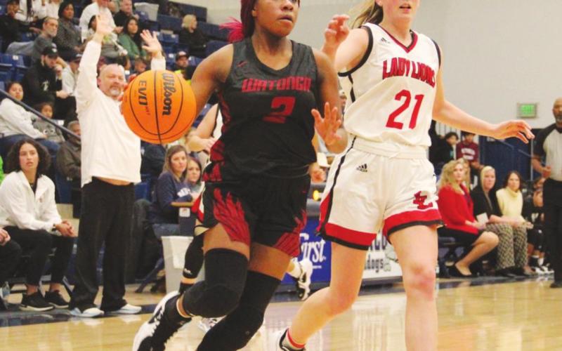 Watonga Basketball Soars at Minco Tourney