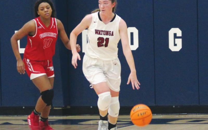 Two Lady Eagles, One Eagle Named to 2A West All-Star Basketball Team