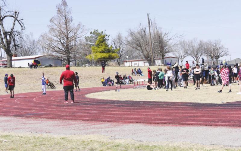 Geary Students at Okeene Track Meet, 4/8