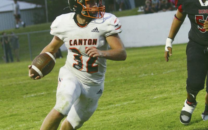 Landon Vowell cuts back hard as he takes the ball toward the endzone Thursday evening at Geary. Next up for the Tigers is Balko Forgan at 7 p.m. Thursdayat Tiger Stadium. Each team comes into the contest without a hashmark in the W column.