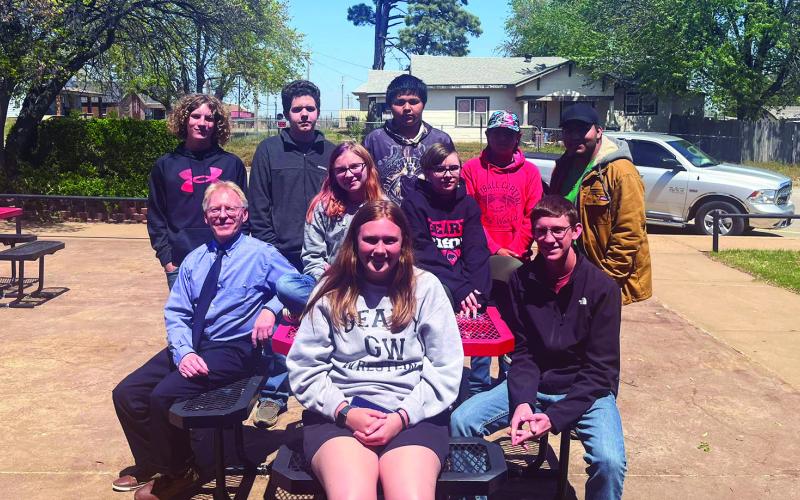 The University of Science and Arts of Oklahoma hosted a scholastic meet on April 6 at Chickasha inviting top students from across the state. Those participating from Geary were Abby Everly, Sophia Everly, Aubrey Lawson, Eduardo Sanchez, Frank Rodriquez, Connor Bernhardt, Donnie Spottedcorn, Kameron Keiner, and Luke Posey. Donnie Spottedcorn placed third in Oklahoma History, Luke Posey placed second in World History, and Sophia Everly placed first in Spanish. Congratulations to all and way to go Bisons!