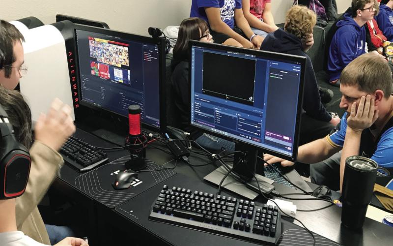 Esports Camp Set