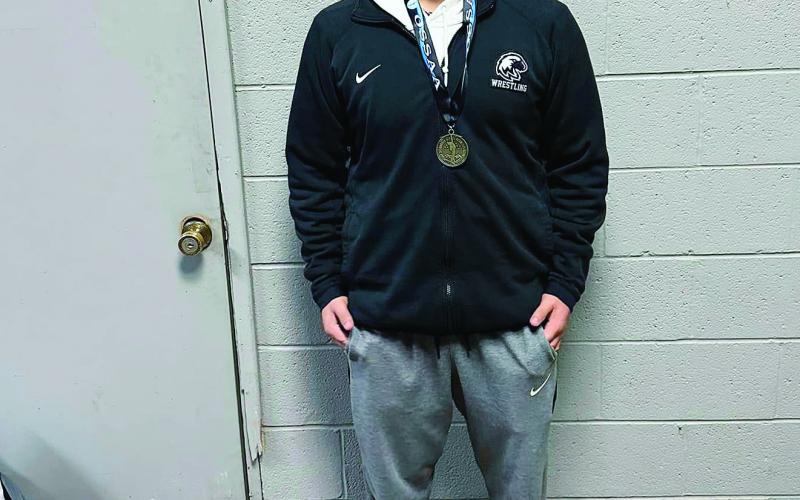 Duenez Places Third at State