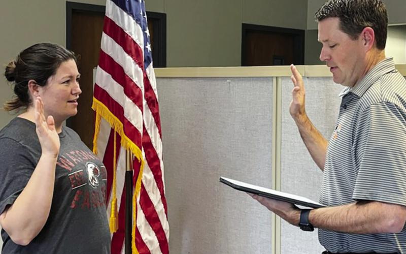 City Council Seats Ragsdale for Ward 2