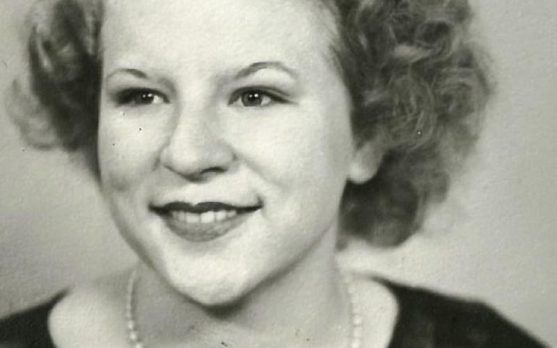Donna Mae Bernhardt Davis