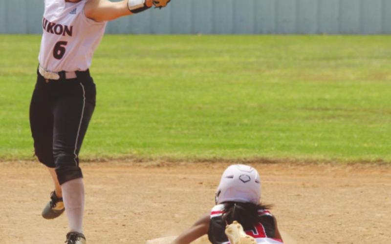 Lady Bison Compete at Hinton Tourney