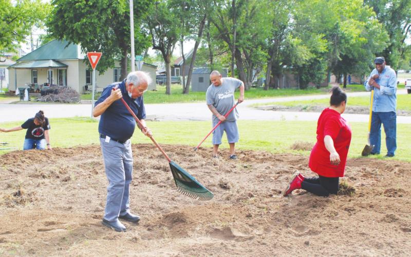 Local Church Hopes Community Garden Will Inspire Healthy Habits