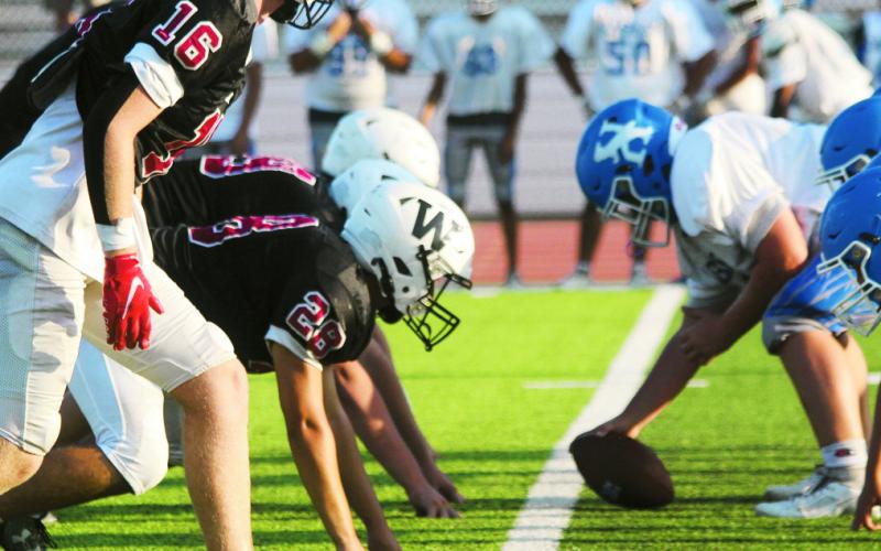Eagles Turn it on at Scrimmage