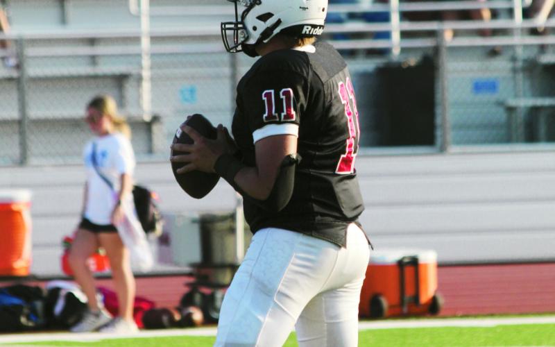 Eagles Turn it on at Scrimmage