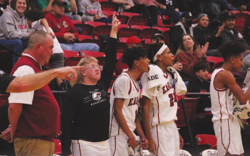 Watonga Sweeps Tuesday Games