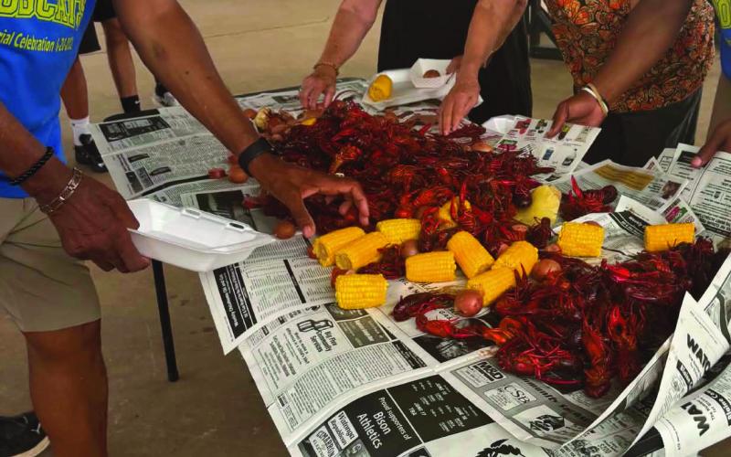 Over 200 pounds of crawfish were prepared on site .
