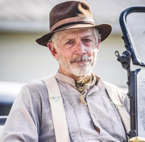 Watonga Native Rubs Elbows with DiCapro, De Niro as Extra in Upcoming Film
