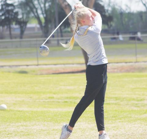 Watonga Eagles High School golfer