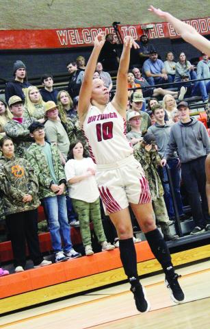 Season Ends at Regionals for Watonga