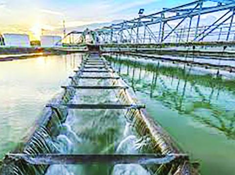 The City of Watonga entered into a contract Tuesday night with the Oklahoma Water Resourcs Board for a loan for $14 million for construction of drinking water and wastewater treatment facilities.