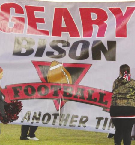 Geary cheerleaer