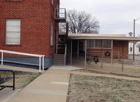 This photo shows the proximity of the old Watonga Hospital building and the Mercy Clinic, while the inset (Above, left) illustrates how close the two structures are. The city and Mercy are in discussions over the long term future of the properties, which the city owns and the medical facility leases. The small space betweenthe two could seriously impact the clinic structure in the event of the demolition of the old hospital.