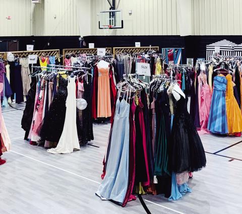 Program Provides Prom Finery