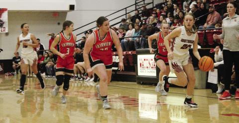 Lady Eagles Win on Senior Night
