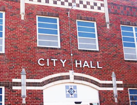 City Drops Curfew From Resolution