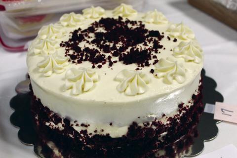 Lions Club Cake Auction Set